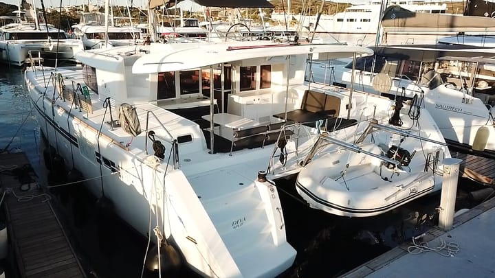 Catamaran Lagoon 450F (2016) for Charter - Lavrion | #24662 - 25