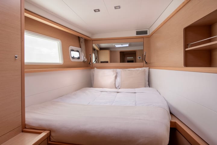 Catamaran Lagoon 450F (2016) for Charter - Lavrion | #24662 - 22