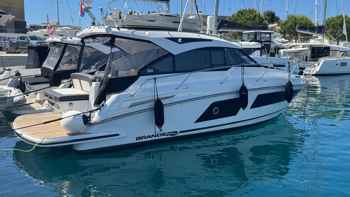 Trogir 10.03 m Per noleggio Motoscafo - #24701 - 26