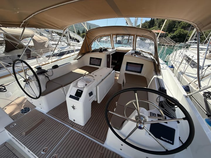 Dubrovnik 12.35 m Para Charter Velero - #24704 - 14