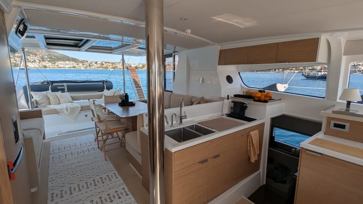 Lavrion 12.85 m Für Charter Katamaran — #24720 - 62