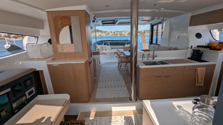 Lavrion 12.85 m Für Charter Katamaran — #24720 - 31