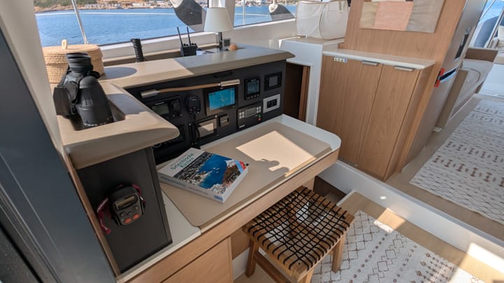 Lavrion 12.85 m Für Charter Katamaran — #24720 - 35