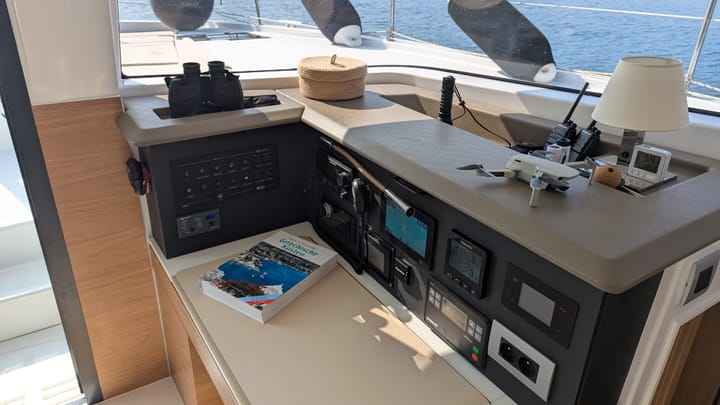 Lavrion 12.85 m Für Charter Katamaran — #24720 - 22