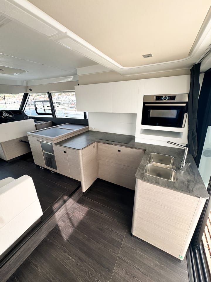 Seget Donji 12.2 m Per noleggio Catamarano - #24739 - 25