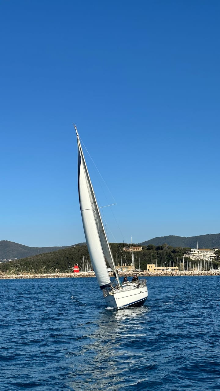 Segelboot Beneteau Oceanis Clipper 323 (2004) für Charter - Punta Ala | #24740 - 38