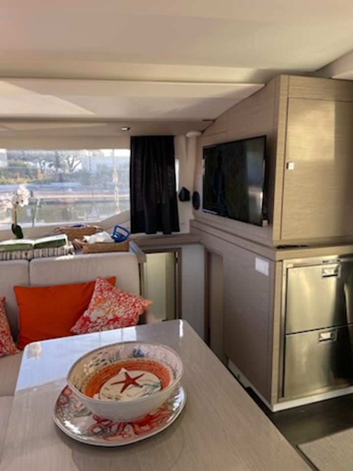 Catamaran Fountaine Pajot Lucia 40 Quatuor (2020) pour Charter - Cogolin | #24803 - 9