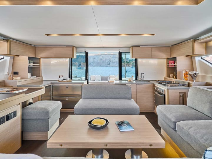 Athene 15.35 m Voor Charter Catamaran - #24812 - 10