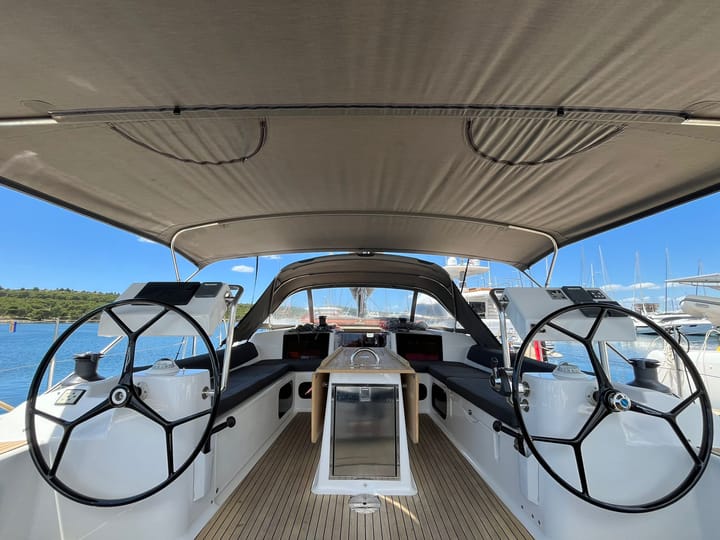  Velero Dufour  56 Exclusive (2017) para Charter - Sibenik | #24938 - 15
