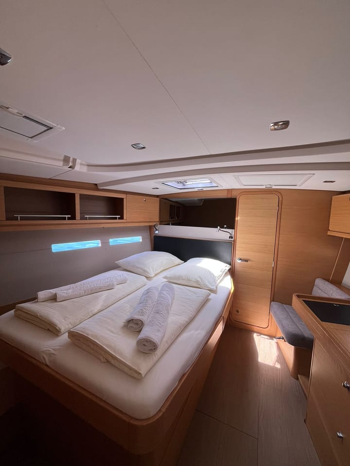  Velero Dufour  56 Exclusive (2017) para Charter - Sibenik | #24938 - 24