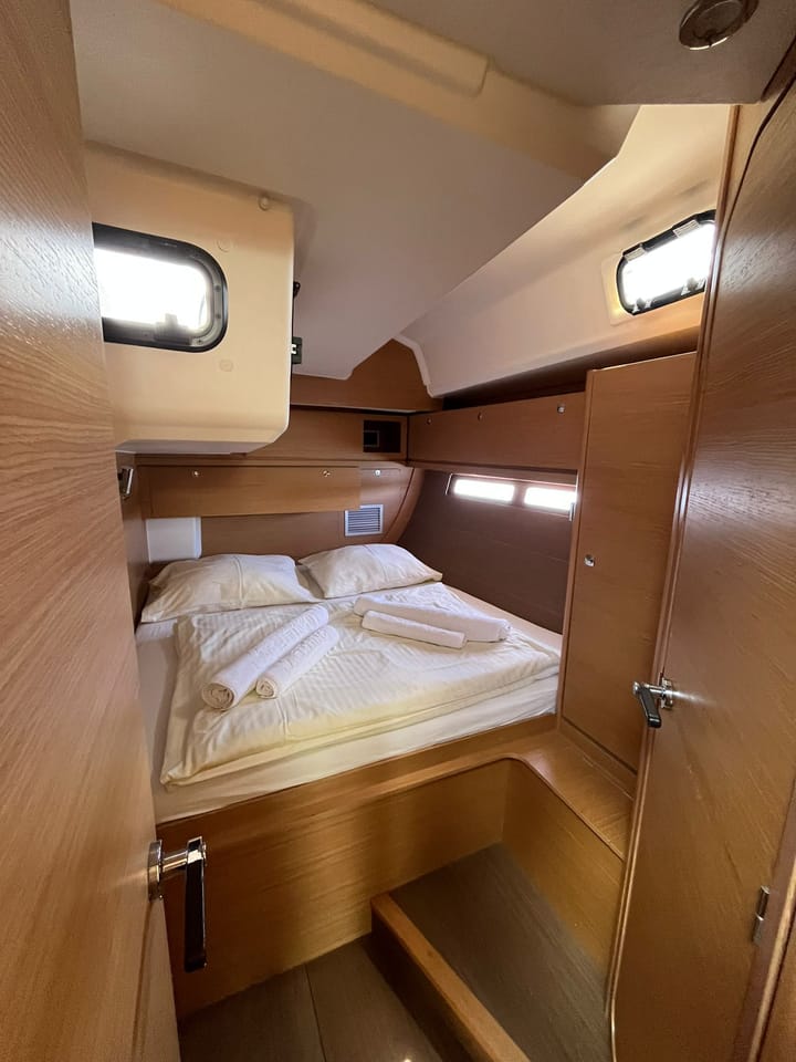  Velero Dufour  56 Exclusive (2017) para Charter - Sibenik | #24938 - 10