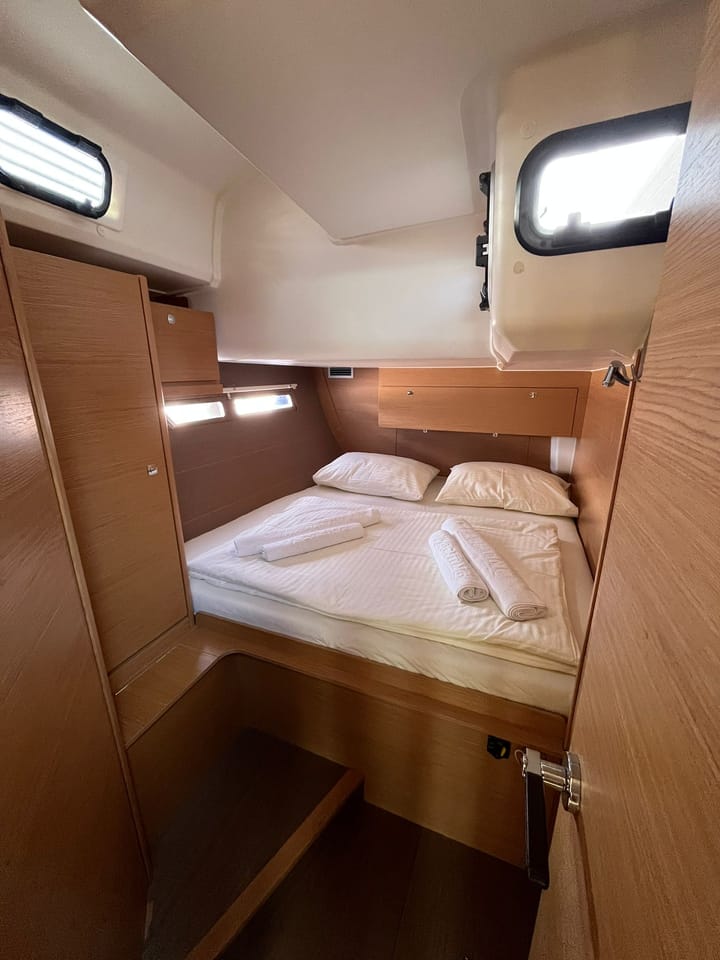  Velero Dufour  56 Exclusive (2017) para Charter - Sibenik | #24938 - 16