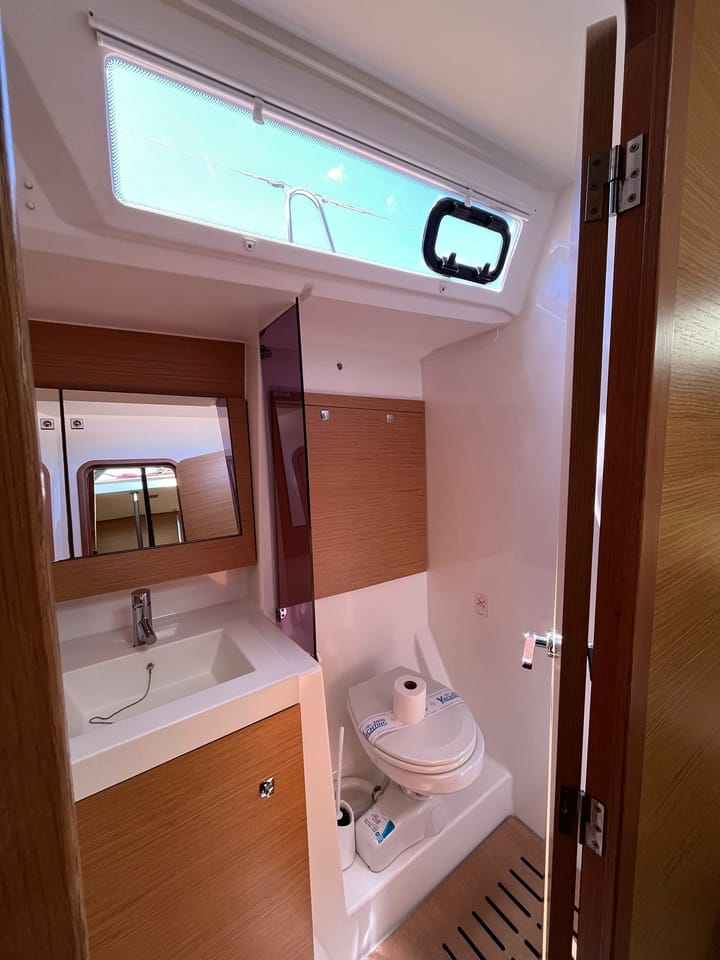  Velero Dufour  56 Exclusive (2017) para Charter - Sibenik | #24938 - 4