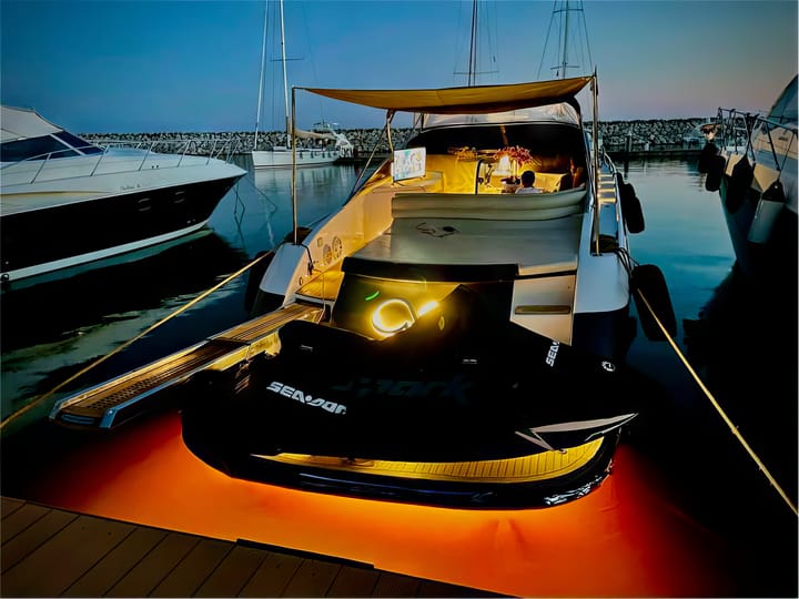 Fait sur mesure  Yacht à moteur (2005) pour Charter - Salerne | # 24996 - 3