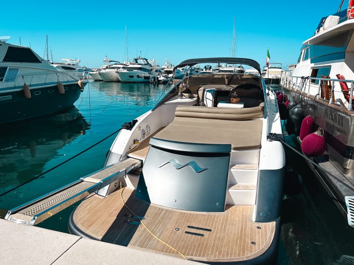 Hecho a medida Yate a motor (2005) para Charter - Salerno | #24996  - 5