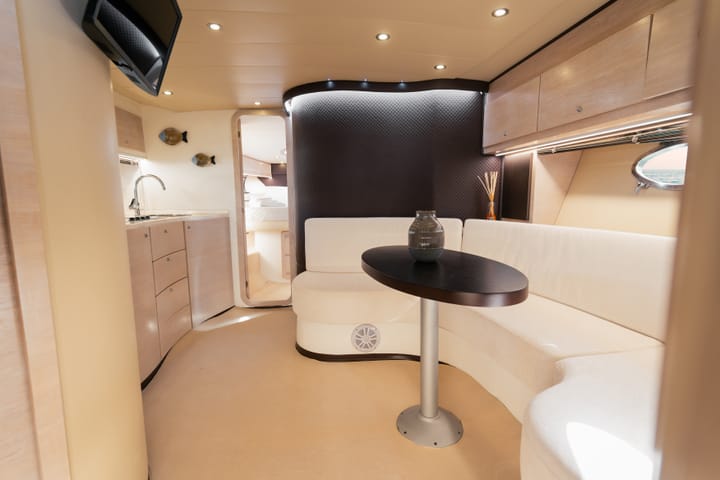 Hecho a medida Yate a motor (2005) para Charter - Salerno | #24996  - 12
