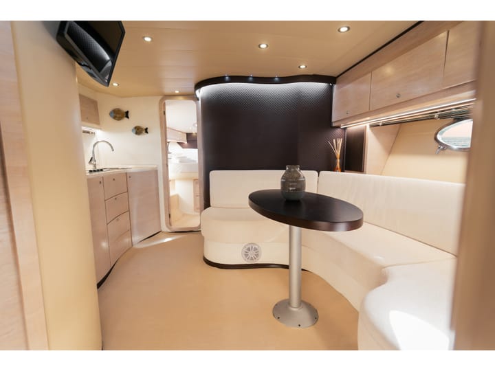 Hecho a medida Yate a motor (2005) para Charter - Salerno | #24996  - 2