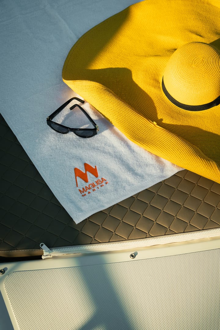 Hecho a medida Yate a motor (2005) para Charter - Salerno | #24996  - 13