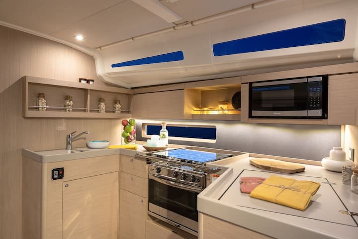 Beneteau Oceanis 40.1 Kiralık Yelkenli (2024) - Road Town | #25176 - 6