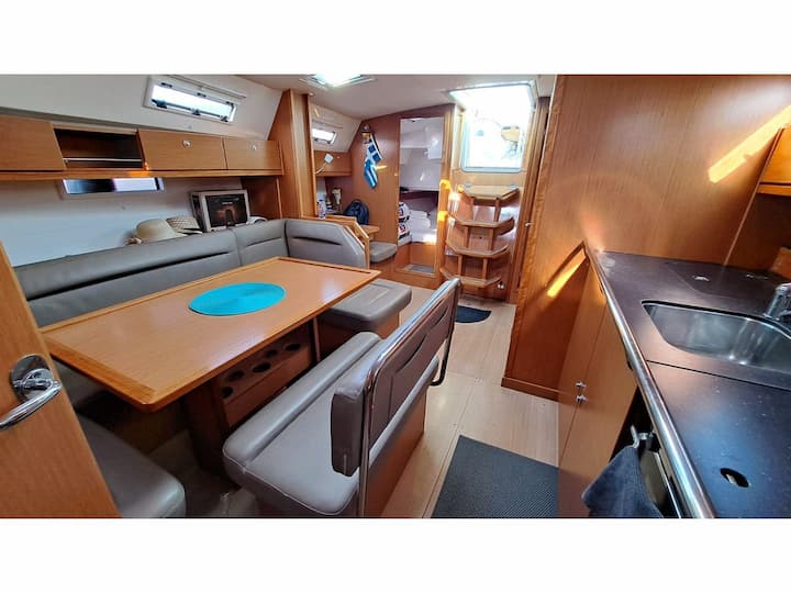 Sailboat Bavaria  40 Cruiser (2012) for Charter - Volos | #25207 - 2