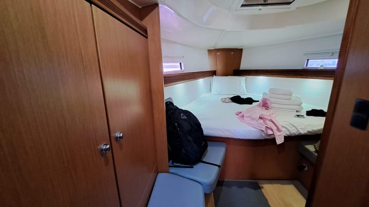 Sailboat Bavaria  40 Cruiser (2012) for Charter - Volos | #25207 - 9