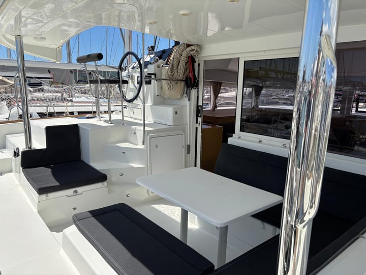 Lagoon 400 S2 Kiralık Katamaran (2018) - Piombino | #25281 - 12