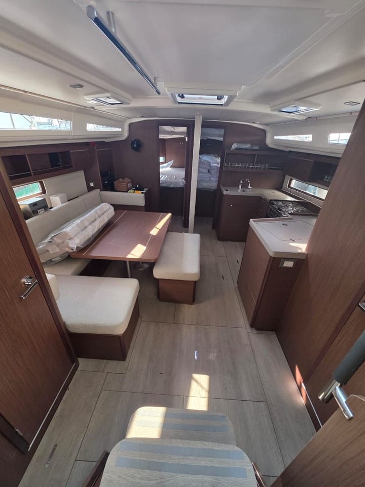 Beneteau Oceanis 40.1 Kiralık Yelkenli (2025) - Paros | #25297 - 8