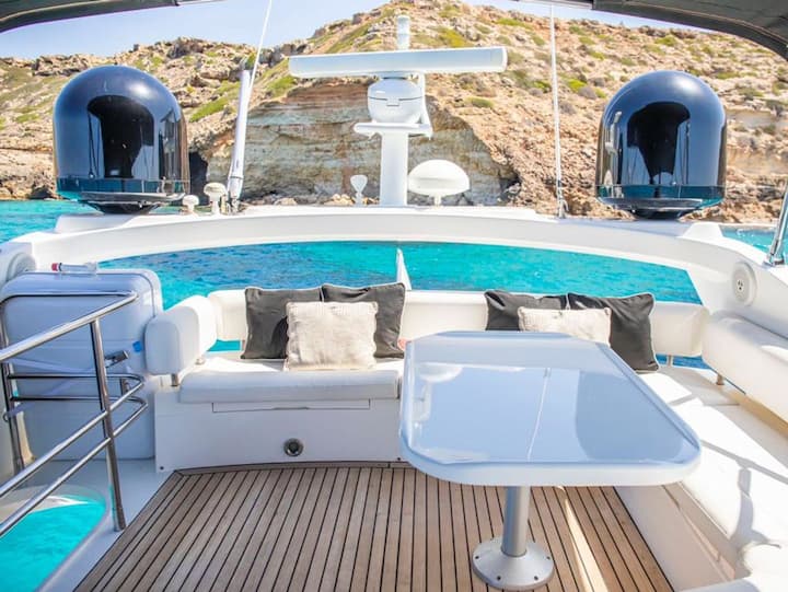 Fait sur mesure  Yacht à moteur (2012) pour Charter - Palma de Majorque | # 25299 - 19