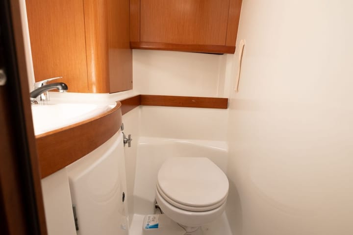  Barca a vela Beneteau Oceanis 40 (2008) per Noleggio, overcloccabile Fethiye | #25375 - 10