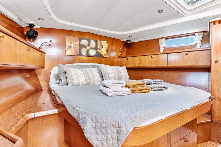 Sailboat Jeanneau Sun Odyssey 54 DS (2007) for Charter - Athens | #25407 - 7