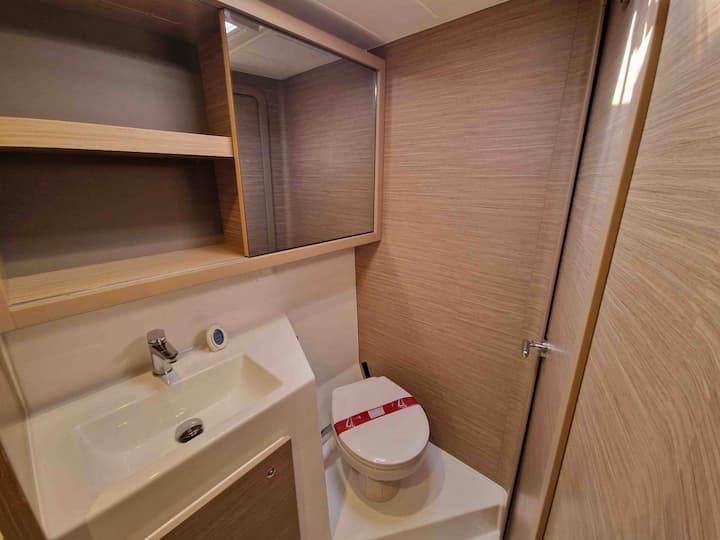 Catamaran Lagoon  42 (2024) for Charter - Martinique | #25433 - 5