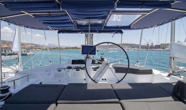 Sant Antoni de Portmany 15.85 m For Charter Catamaran - #25457 - 5