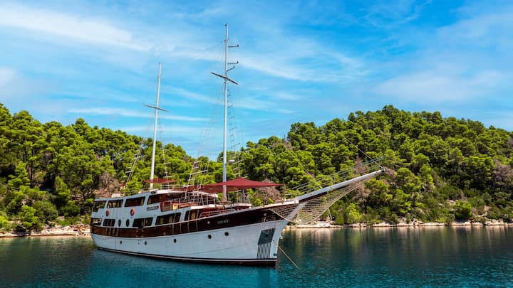 Custom Made Gulet (2013) for Charter - Split | #25459 - 36