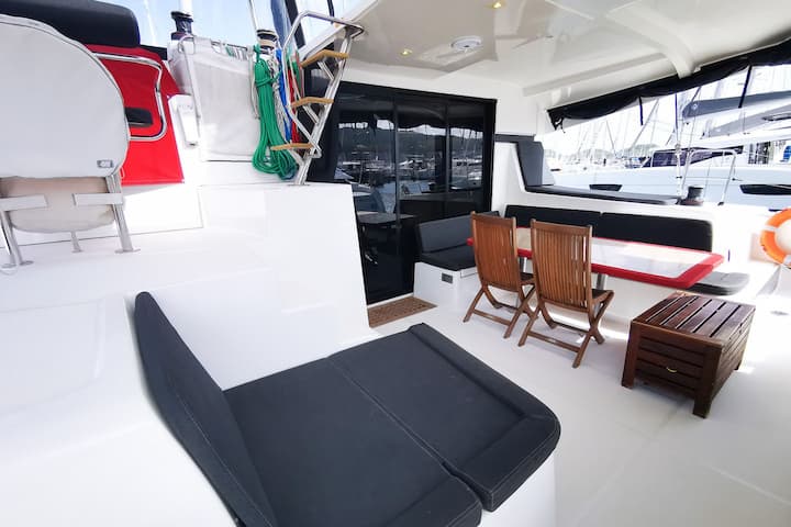 Catamaran Lagoon  42 (2019) for Charter - Gros Islet | #25525 - 2