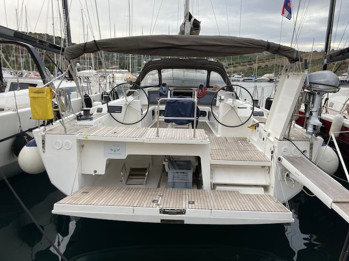 Atenas 17.15 m Para Charter Velero - #25539 - 1