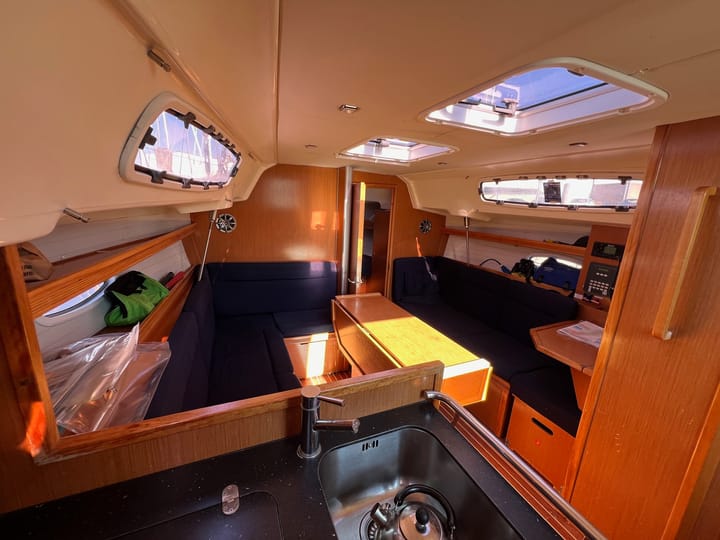 Segelboot Bavaria  35 Cruiser (2009) für Charter - Lemmer | #25573 - 2