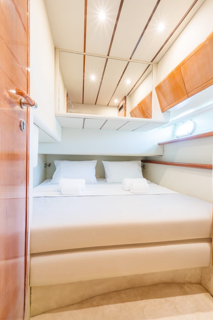 Motor Yacht Ferretti Yachts 53 (2003) for Charter - Mykonos | #25595 - 11