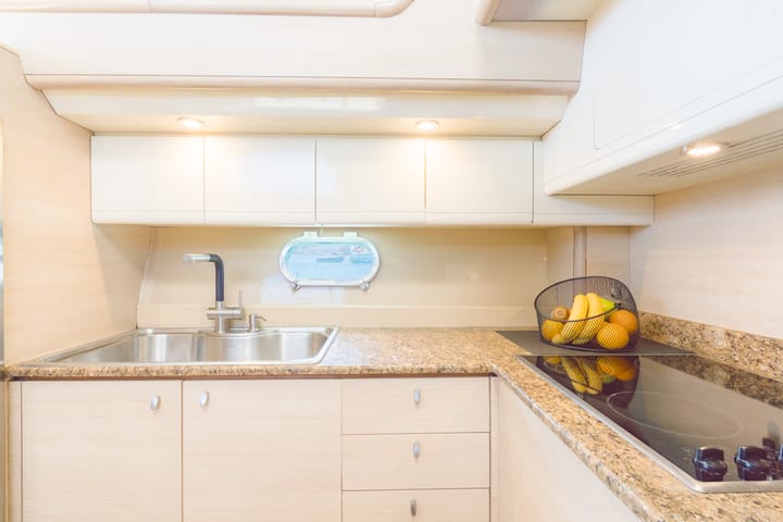 Motor Yacht Ferretti Yachts 53 (2003) for Charter - Mykonos | #25595 - 6