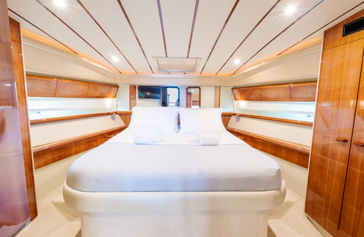 Motor Yacht Ferretti Yachts 53 (2003) for Charter - Mykonos | #25595 - 4