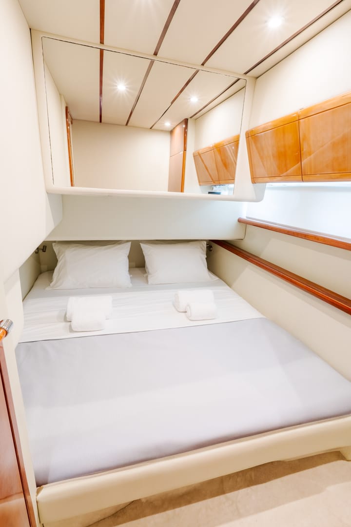 Motor Yacht Ferretti Yachts 53 (2003) for Charter - Mykonos | #25595 - 7