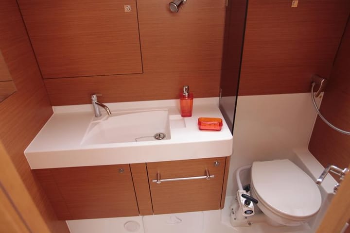  Velero Jeanneau Sun Odyssey 509 (2014) para Charter - Porto Rotondo | #25620 - 6