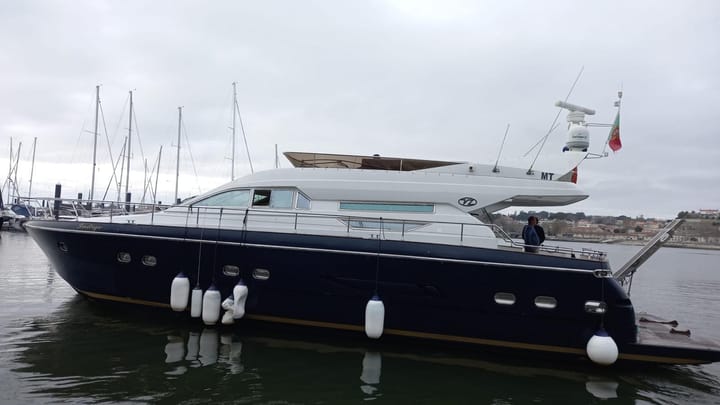 Maßgeschneidert Motoryacht (1999) für Charter - Baiona | #25638 - 14