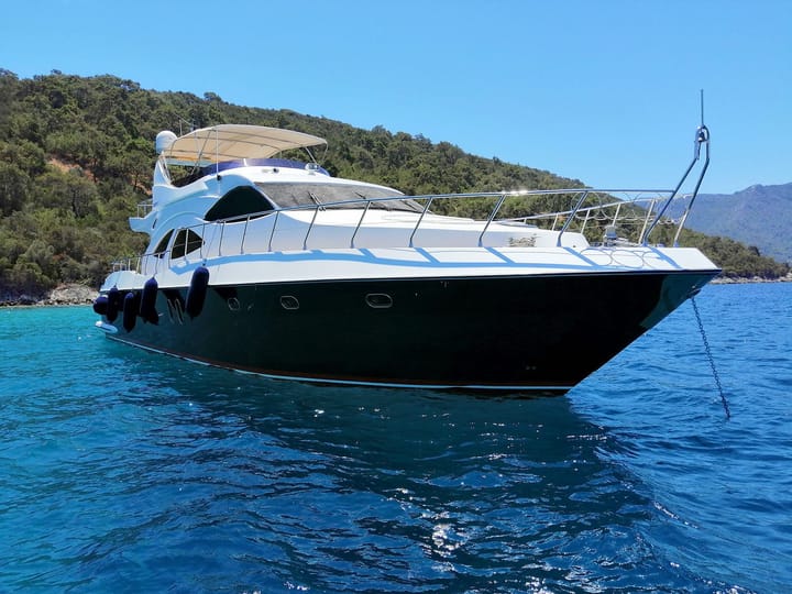 Fait sur mesure Yacht à moteur (2025) for Charter - Bebek | #25655 - 3