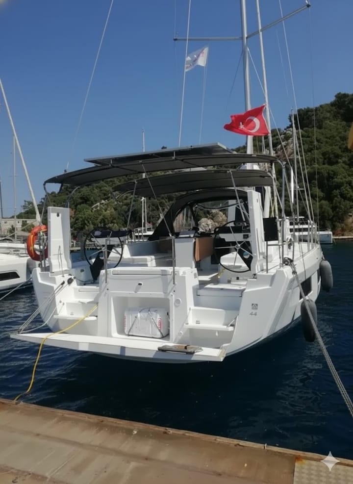 Marmaris 13.91 m Voor Charter Zeilboot - #25669 - 8