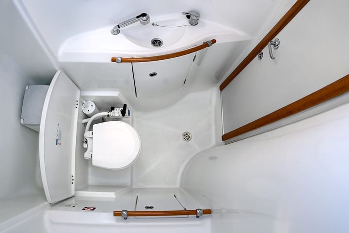 Sailboat Beneteau Oceanis Clipper 393 (2024) for Charter - Athens | #25729 - 13