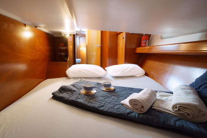 Sailboat Beneteau Oceanis Clipper 393 (2024) for Charter - Athens | #25729 - 14