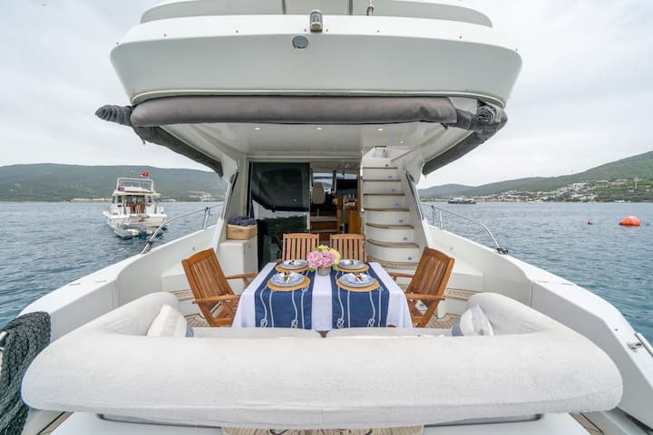 Maßgeschneidert  Motoryacht (2004) für Charter - Türkbükü, Bodrum | # 25762 - 4