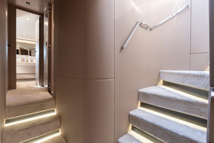  Yate a motor Azimut S7 (2025) para Charter - Sibenik | #25781 - 81