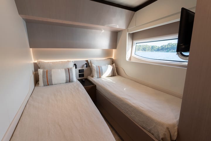  Yate a motor Azimut S7 (2025) para Charter - Sibenik | #25781 - 26