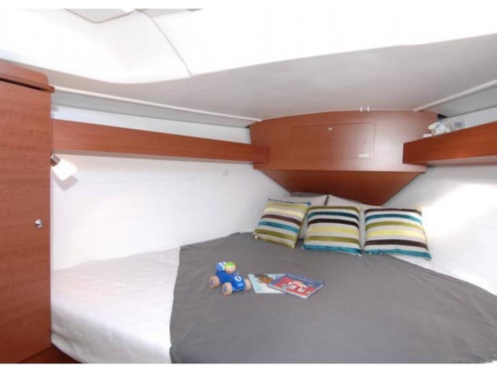 Fait sur mesure Voilier (2013) for Charter - Propriano | #25791 - 2